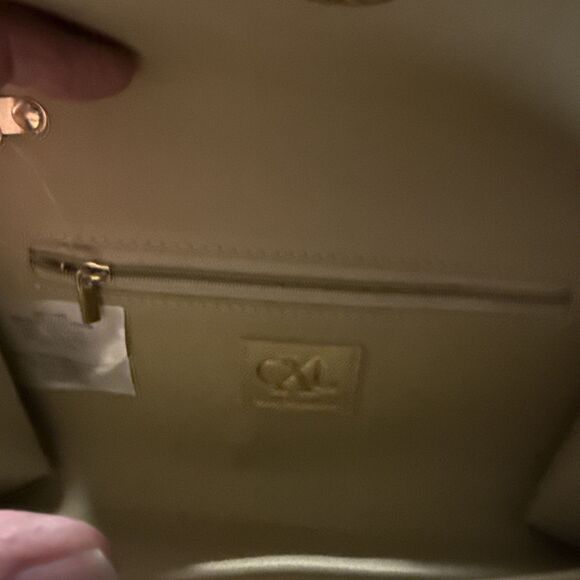 CXL Glam Caviar Clutch Gold Detachable Chain Shoulder Bag New - Picture 6 of 7